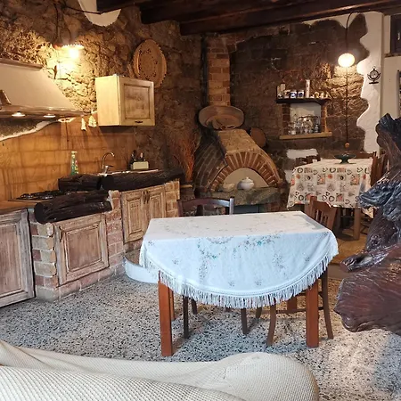 La Taverna Del Gufo Konukevi