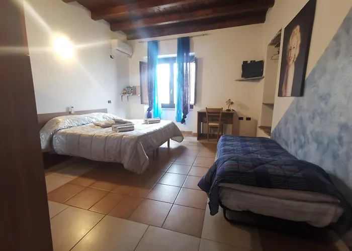 בית הארחה La Taverna Del Gufo